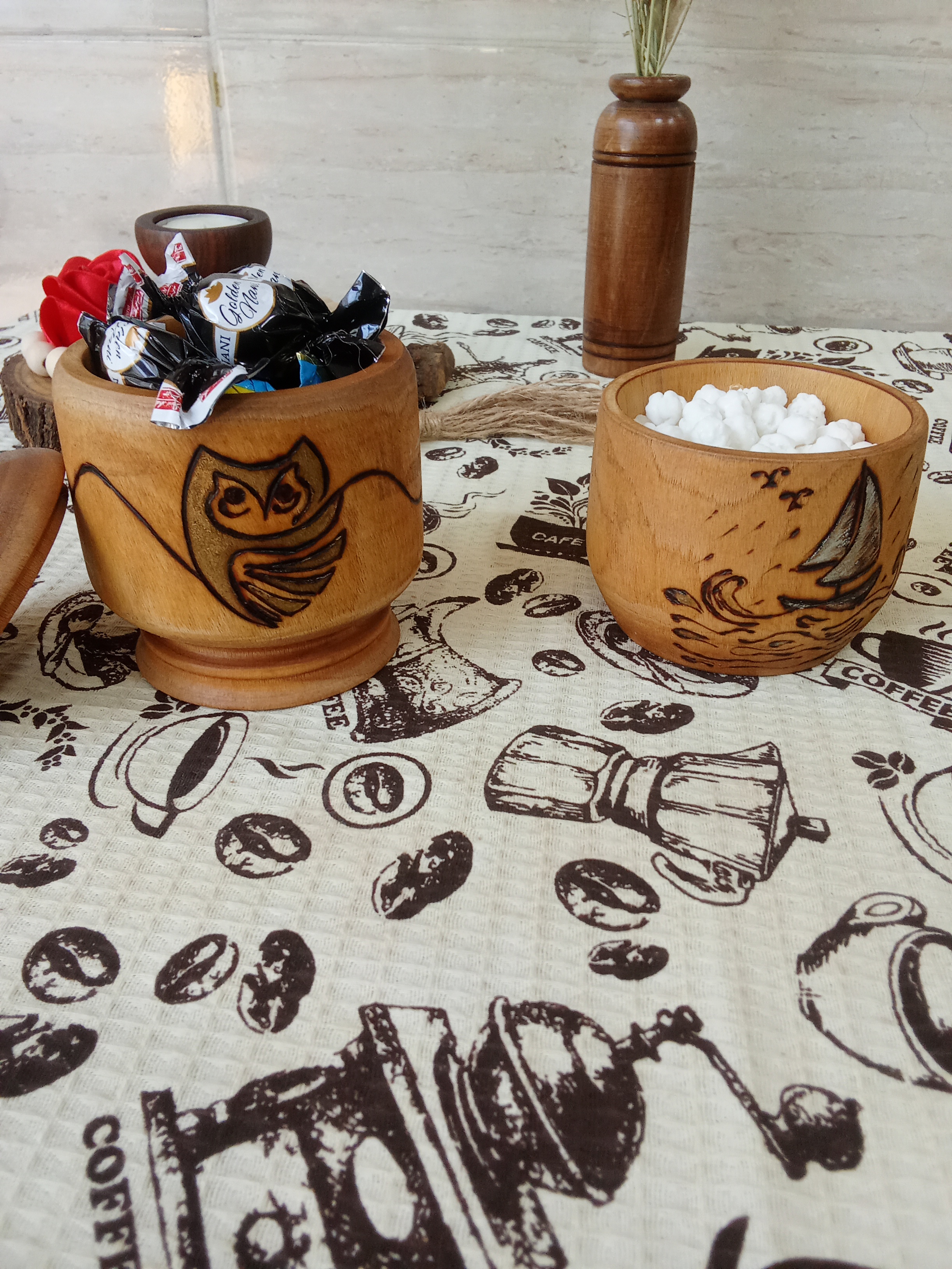 قندان چوبی