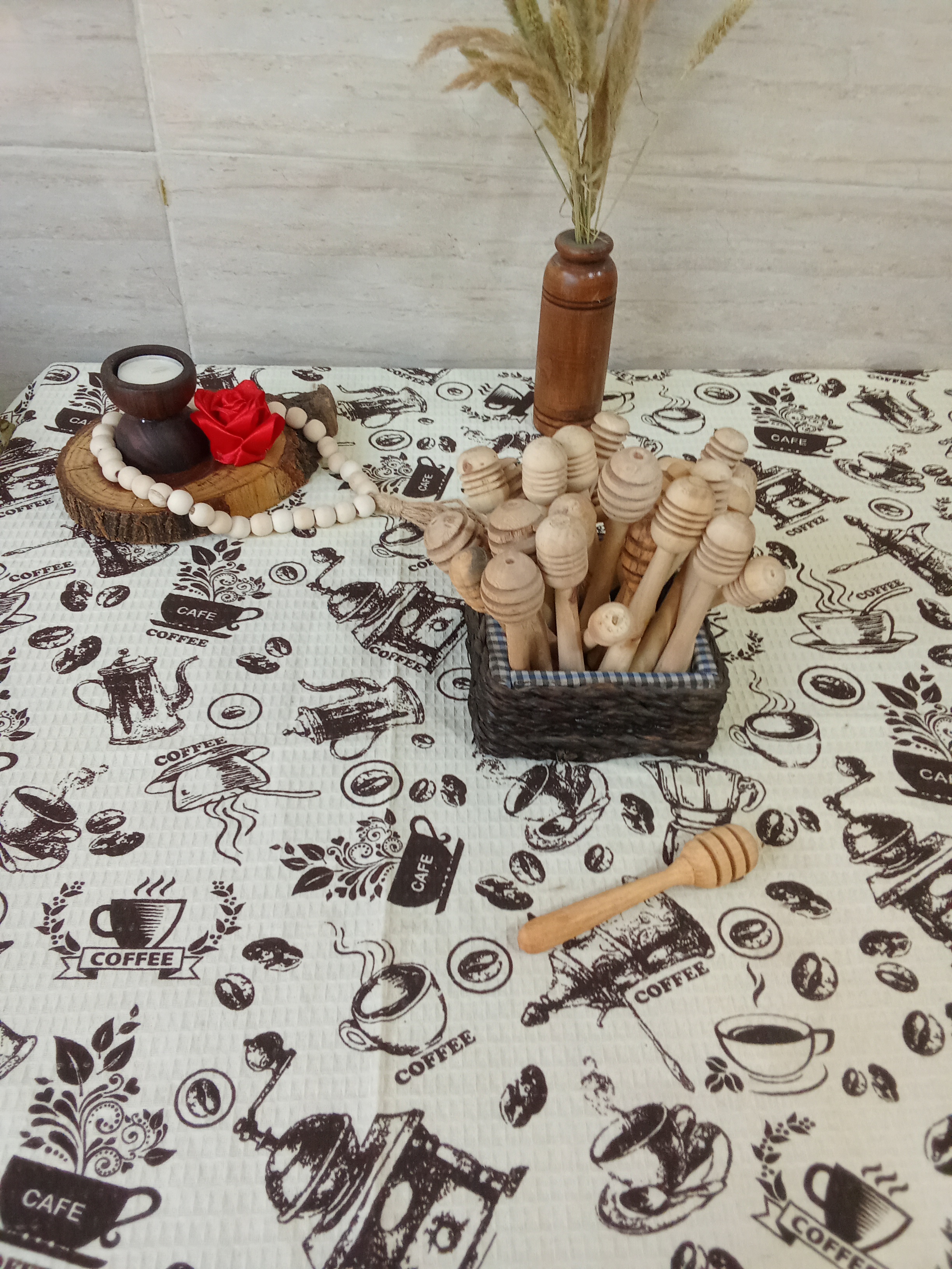 قاشق عسل چوبی