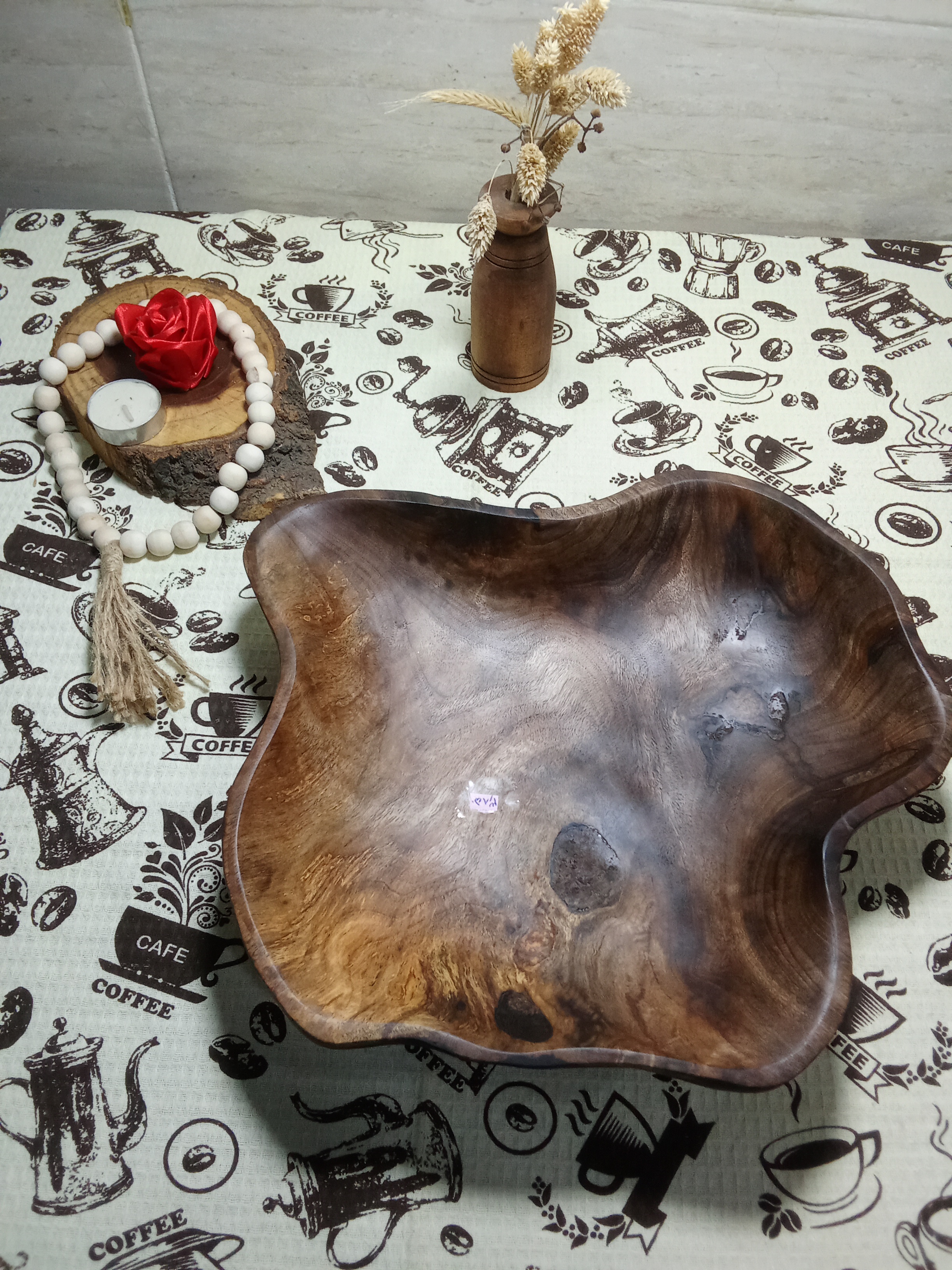 میوه خوری چوبی ازجنس چوب گردو  دست ساز تک نسخه